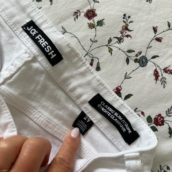 Joe Fresh “Classic Slim” Jeans Size 29 - Picture 4 of 4